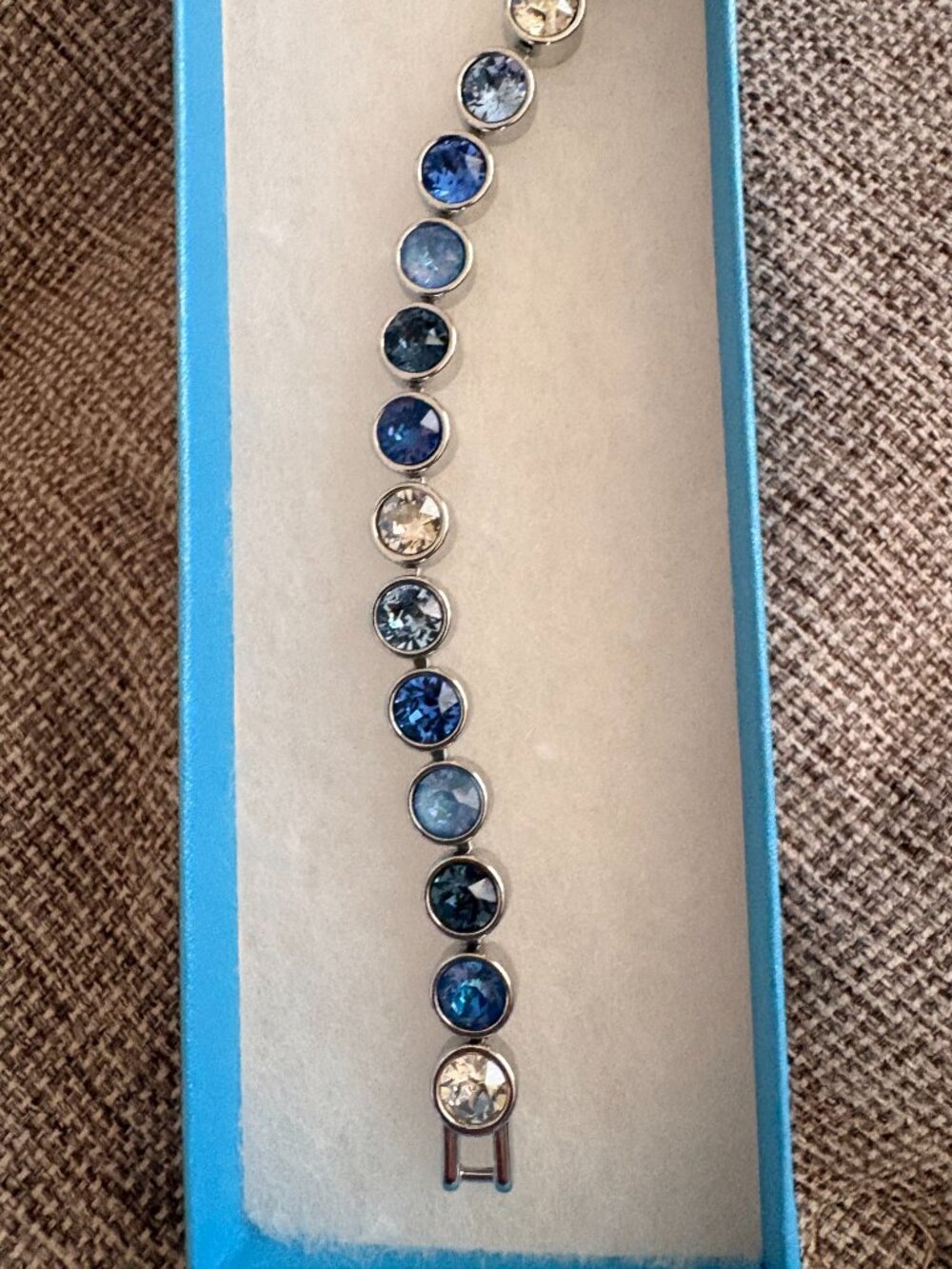 Touchstone Crystal Rain Ice Bracelet, new in box. - Picture 8 of 8